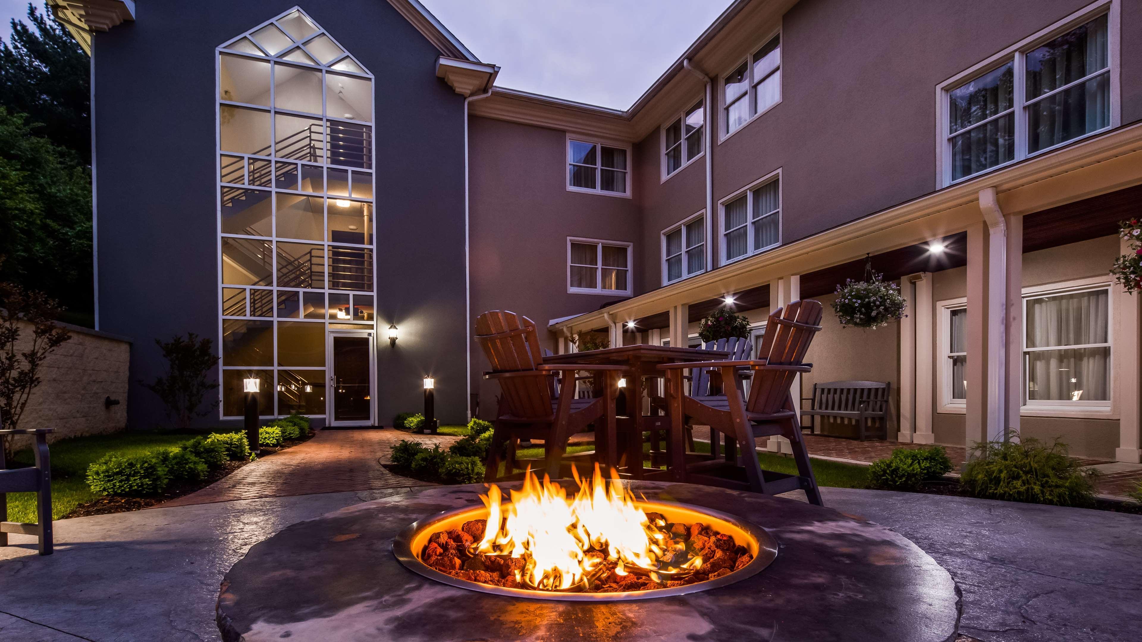 Inn at Mendehall Chadds Ford Bagian luar foto